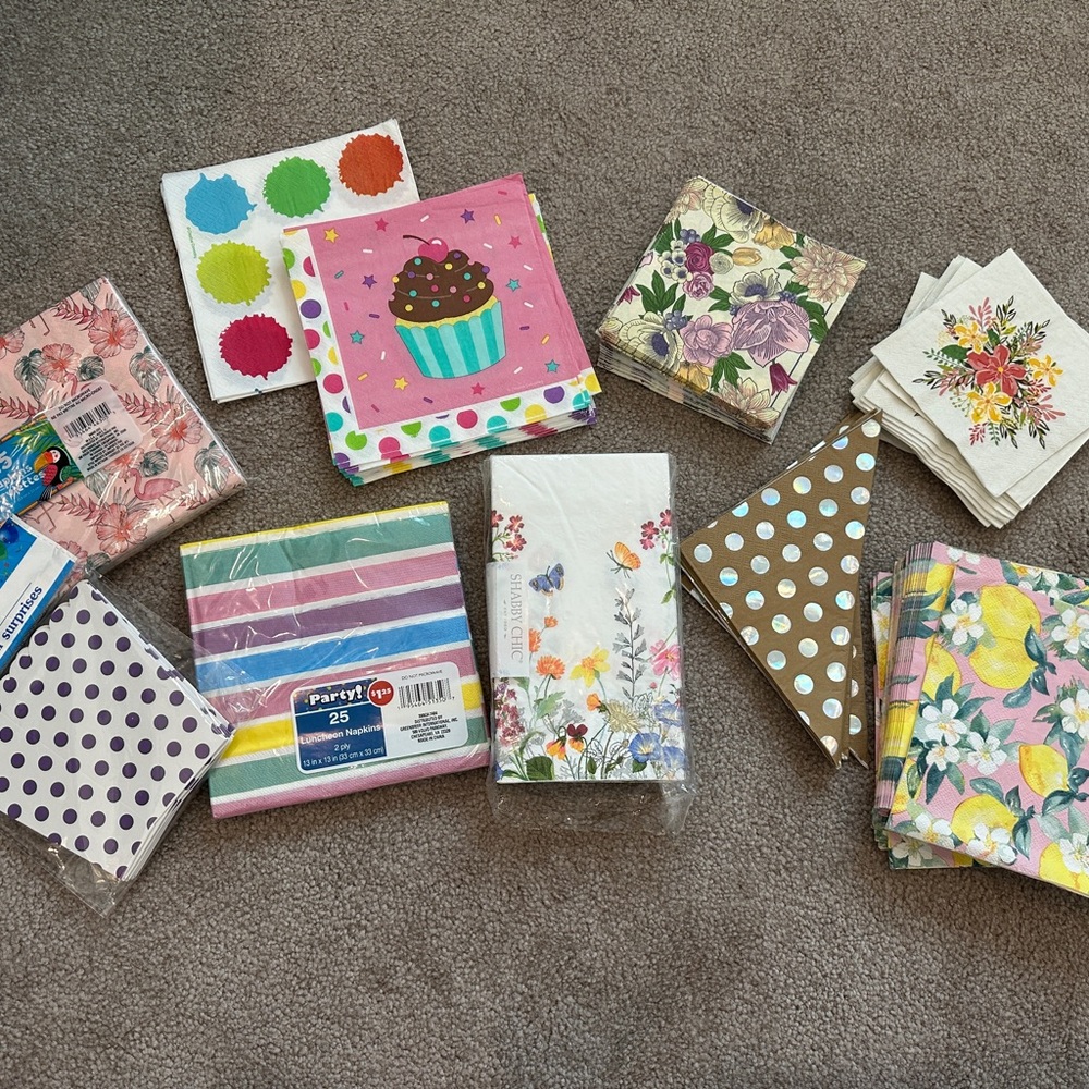 Colorful Party Napkins and 5 favor boxes